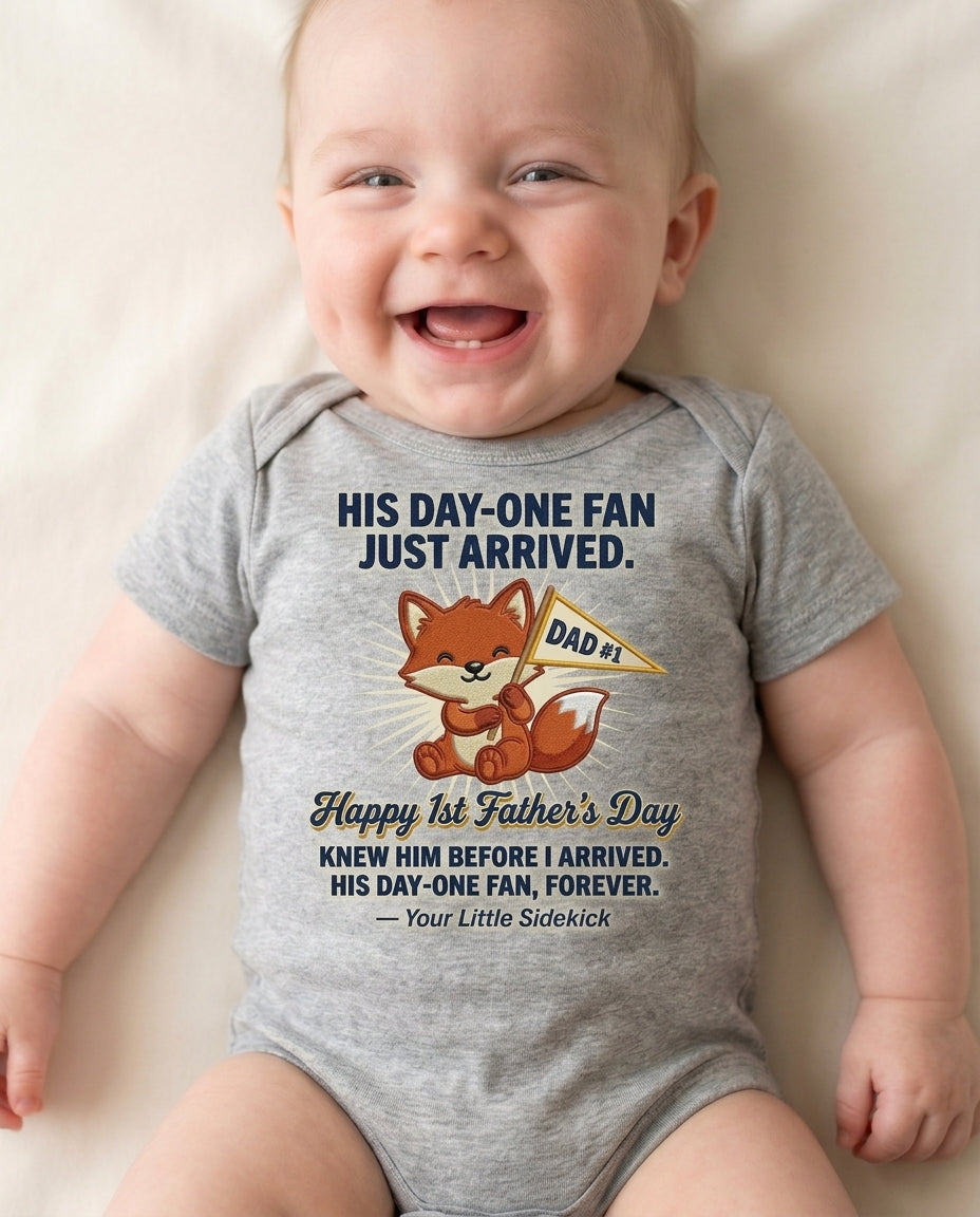 TotKind - H1  Baby Fox with Mini Dad 1 Pennant  Happy 1st Fa - Baby Onesie - 14052026